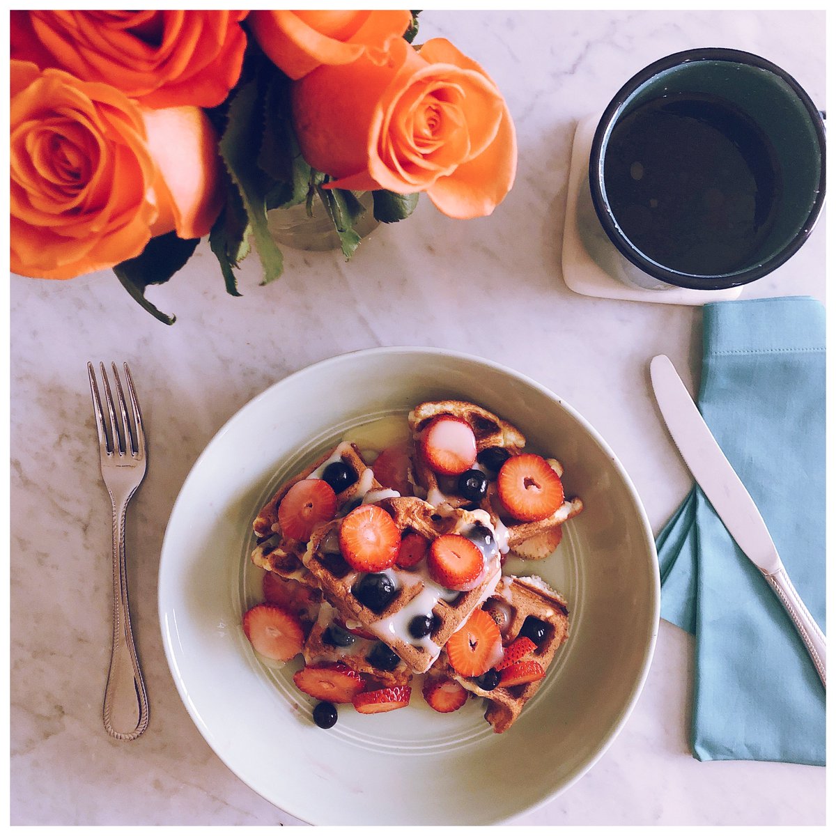 ¡Nueva receta en mi Blog! Waffles saludables (tienen un ingrediente secreto 🙈), prometo que los van a amar 😍 natifit.com/2018/02/waffle…