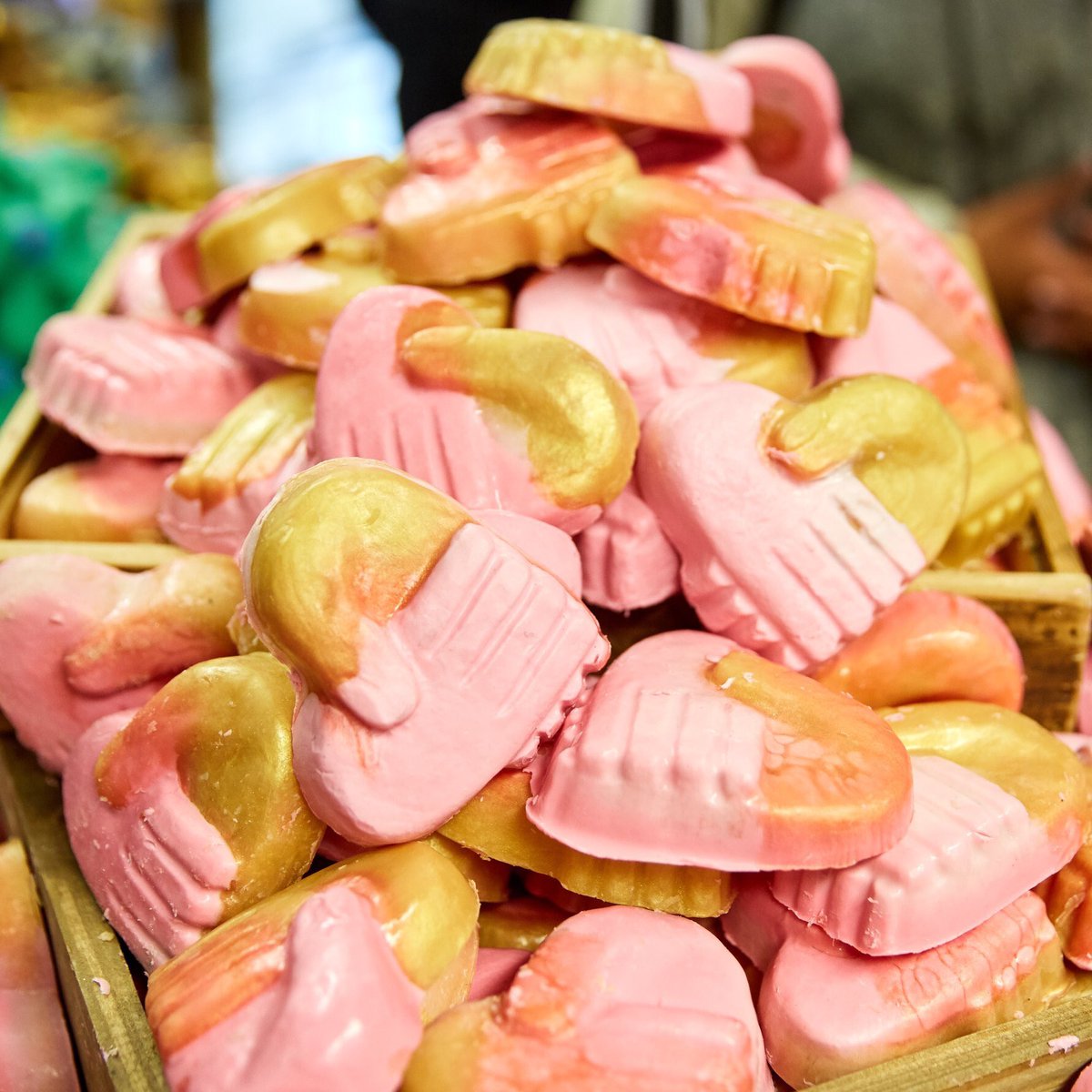 All the exclusive products are at the 2018 #LushSummit! You might recognize some of these from past campaigns - well, they’re back for the Summit along with new charitable creations. And 100% of the price (minus taxes) goes to grassroots organizations around the world. 🙌🙌🙌