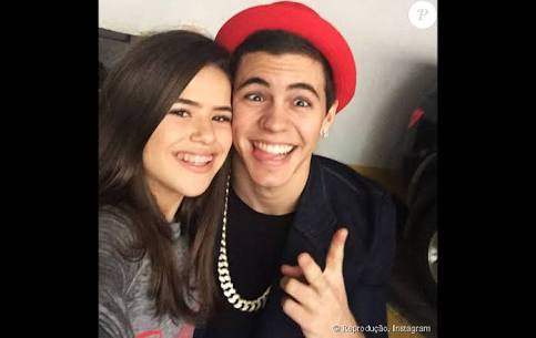 maisanicholas's tweet photo. shipper antigo e bosta// shipper atual e eterno top https://t.co/febN54IGMm