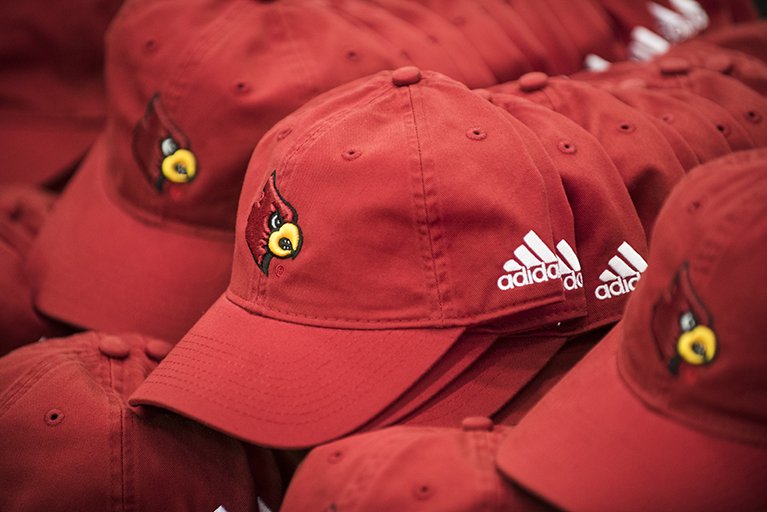 Lee_Mack_Smith's tweet photo. Reminder: You can always find a ❤️ #UofLove appropriate gift at our @UofLCampusStore for your #Valentine or #GoCards someone special! https://t.co/DguCjzEmIA