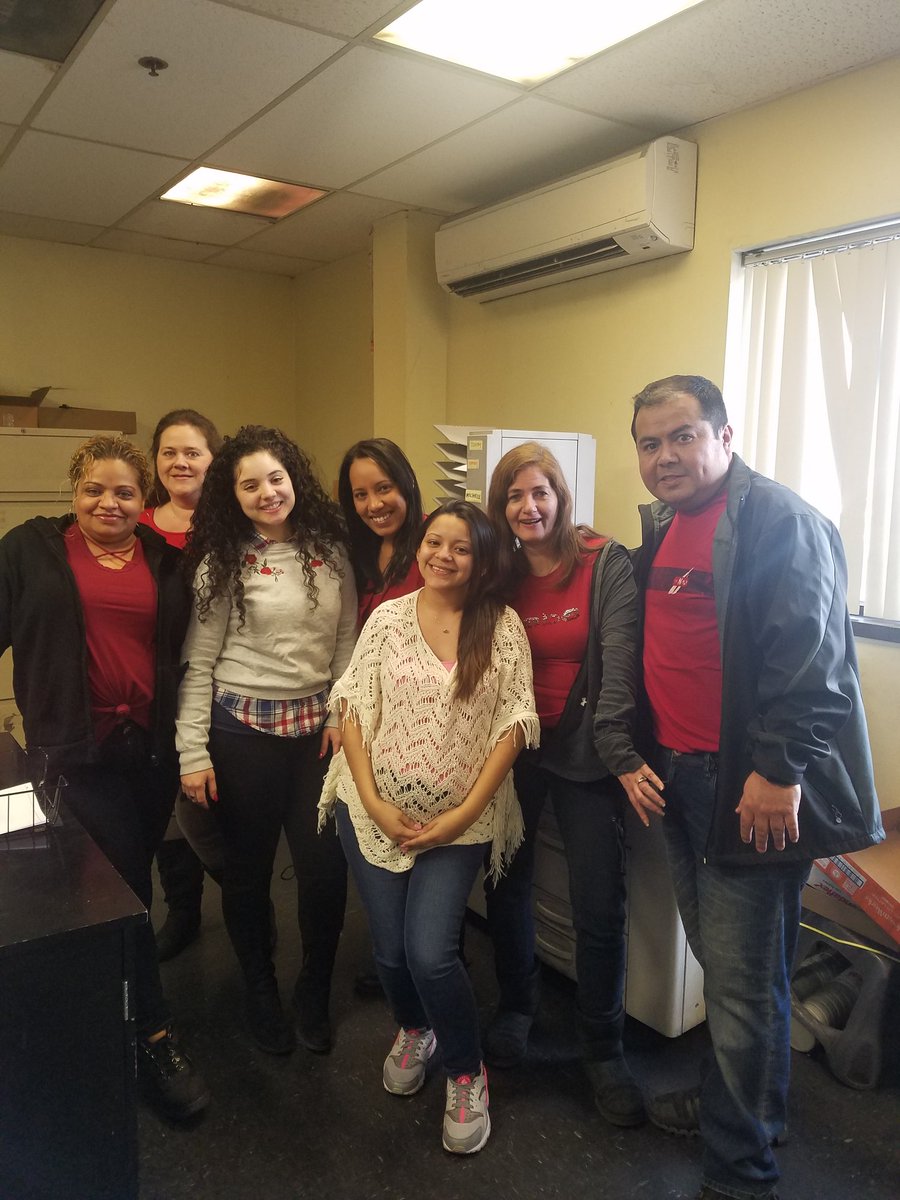 STGLogisticsLIN's tweet photo. Valentine's Day cont.. #StGeorge #valentinesday https://t.co/6E5LtfuvrH