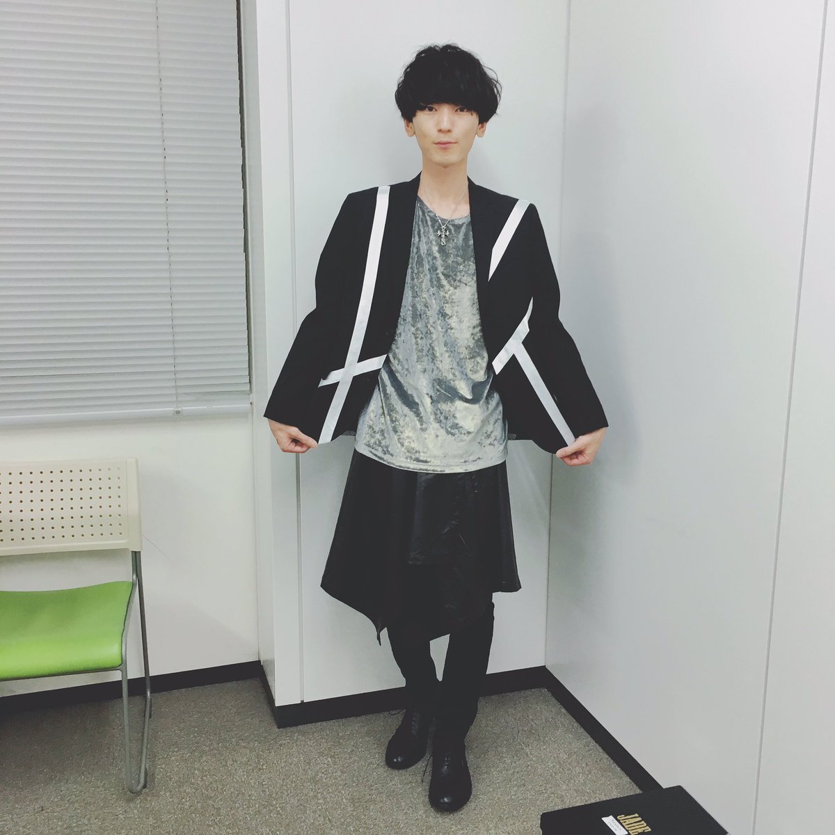 Daredem S Ademas Celebramos El Dia De Yoshitaka Yamaya Quien Hace Del Gemelo Menor Kyosuke En W Sidem Cumple 26 Anos Felicidades Yamatii Pertenece A La Unit 6allein Junto Con Otros
