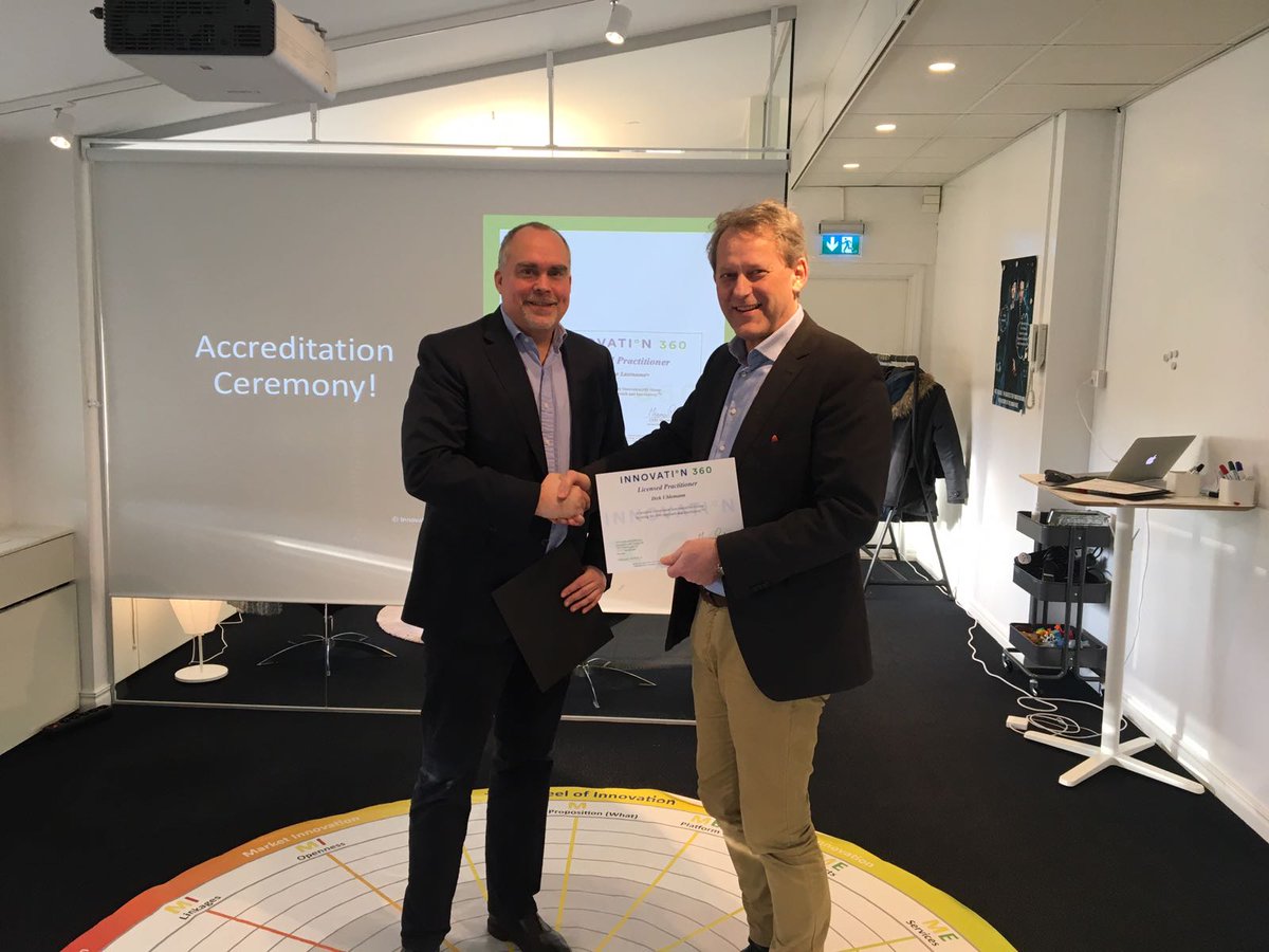 jensa2000's tweet photo. Congratulating Dirk Uhlemann at today´s #Innovation360 accreditation
#InnoSurvey #Ideation360 #HomeOfInnovation https://t.co/st2EmqnVne