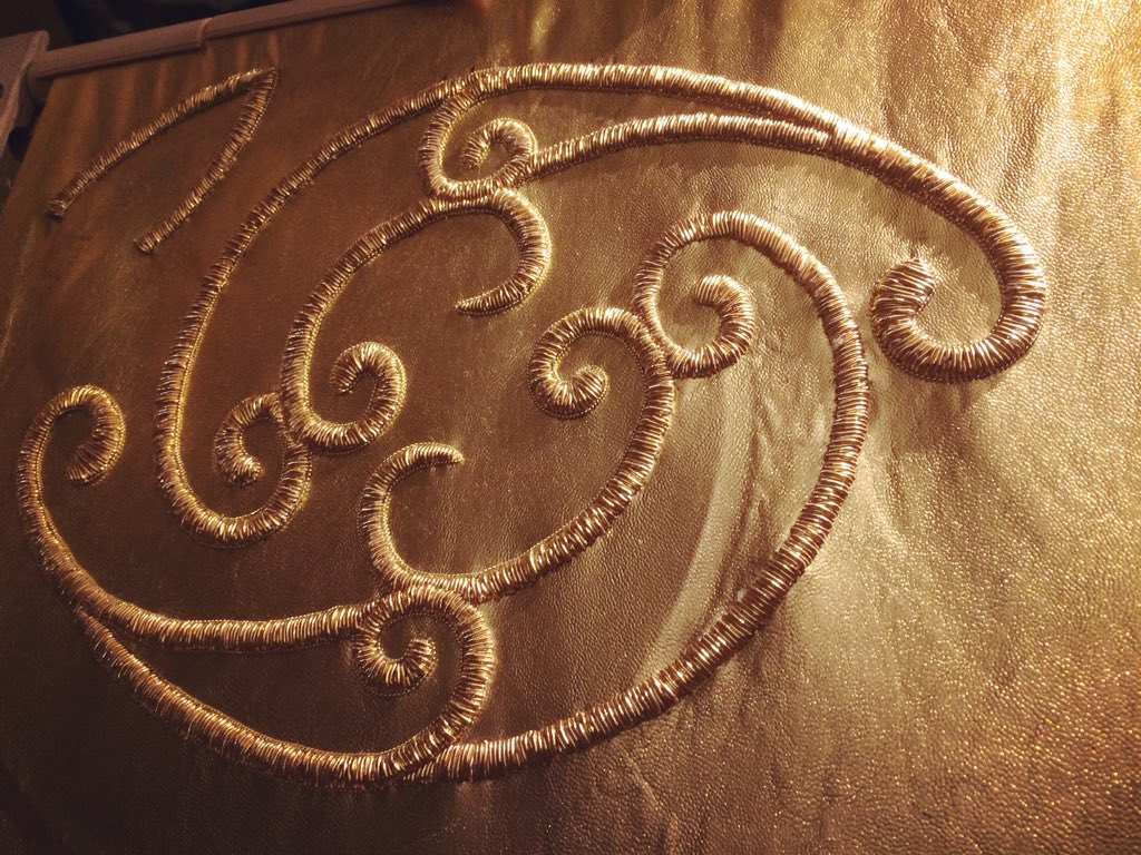 Yes, more ...
#goldwork  #pearlpurl 
#smoothpurl #embroidery
#stitching 
#embroiderylove #embroiderlicious #embroideryart #diy #cosplay #wip 
#goldworkembroidery #goldworks #daiphonia