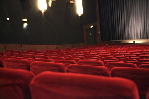 #ChicagoTheatreWeek is in full swing until February 18th!

There are more than 120 amazing productions all across the city with tickets available for $15 and $30!

SP+ offers convenient parking options for 30 theaters in Chicago! Find parking here: goo.gl/yZwxR1 #CTW18