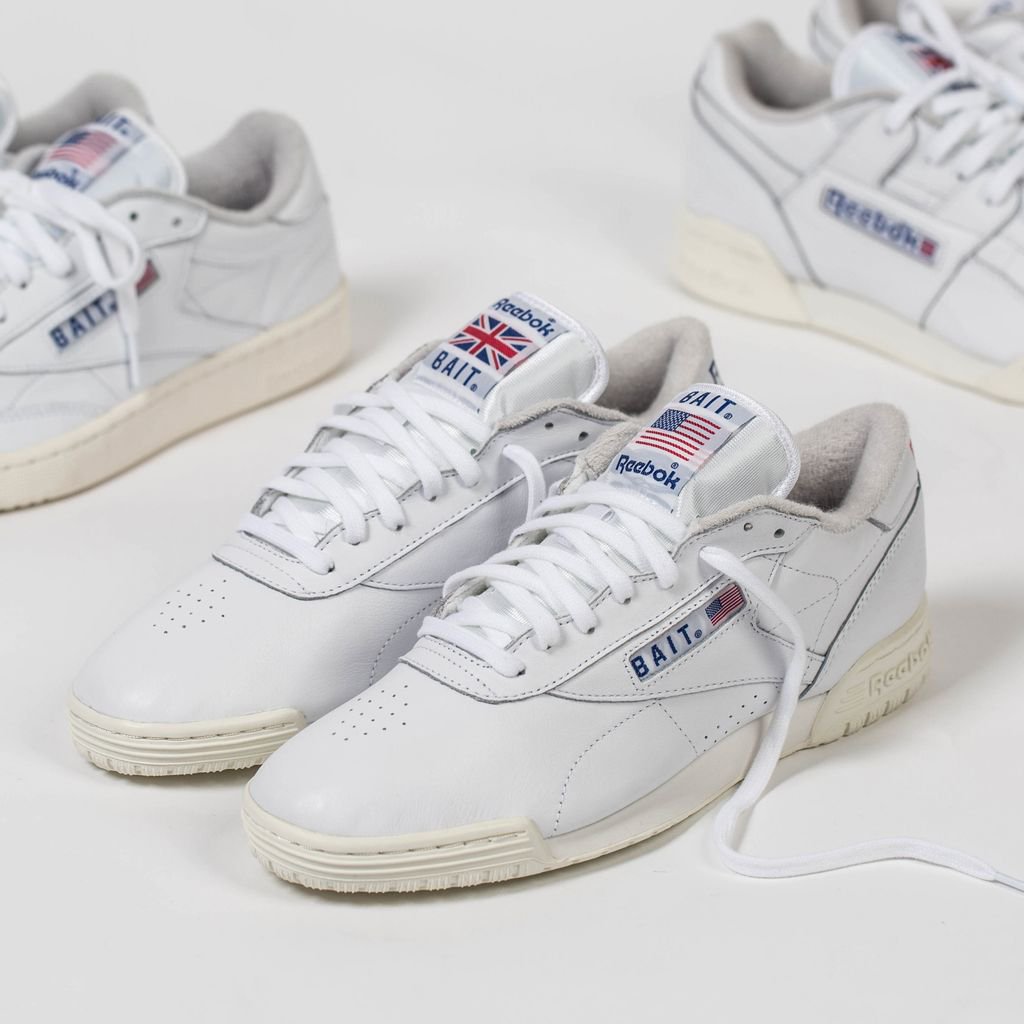 Isolere forening åndelig BAIT on X: "The BAIT x Reebok Classics Exofit Low West &amp; East Pack  feature a classic &amp; international vintage treatment. The left shoe  features BAIT branding alongside the US flag &amp;