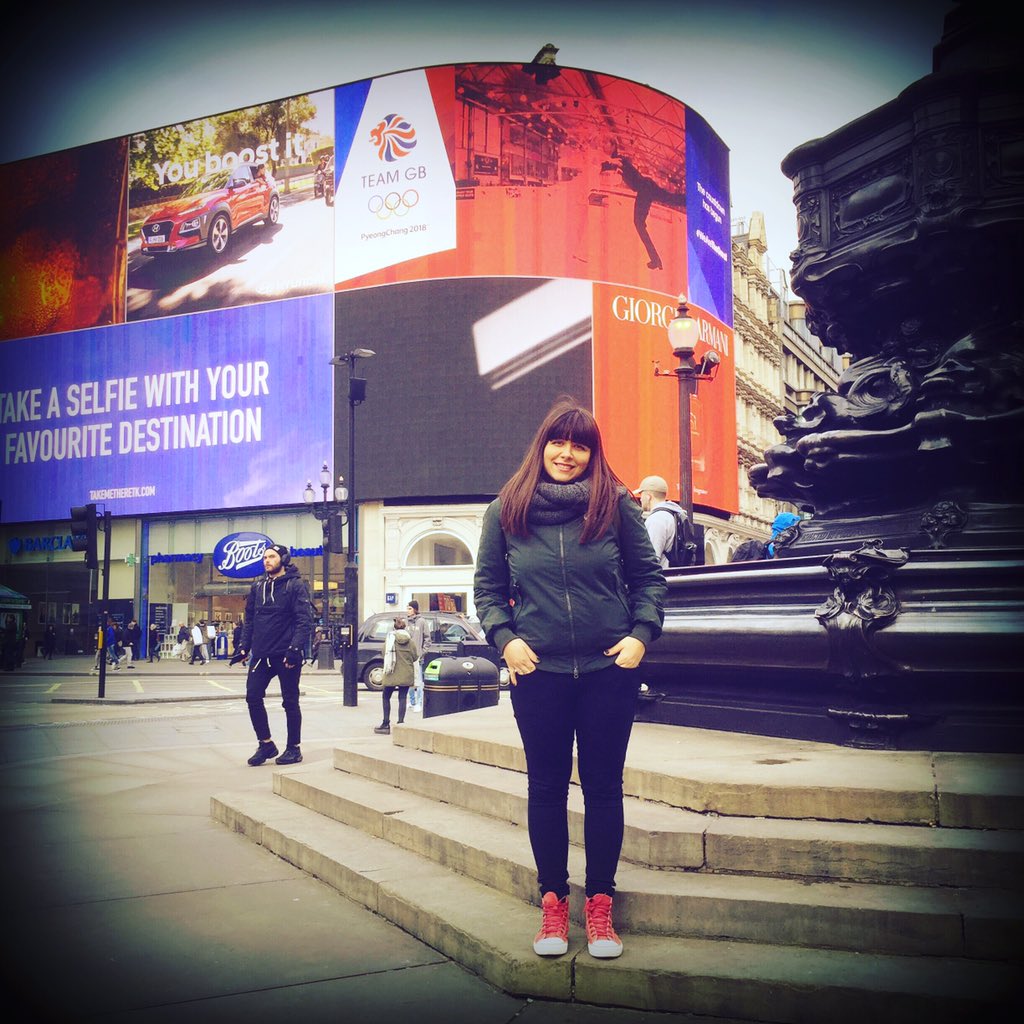 #Piccadilly #london #live #love #travel #travelblogger #traveller #likeforlike #Like #followme