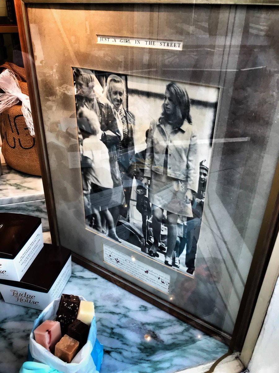 kpgtourguide's tweet photo. Following on from previous Tweet from Vanity Fair on casting series 3 of #TheCrown inc. Princess Anne here’s a pick of a v young Princess Royal snapped this a.m in the window of Edinburgh’s WONDERFUL @FudgeHouseEdin  on the Royal Mile https://t.co/owe3HmYrTY