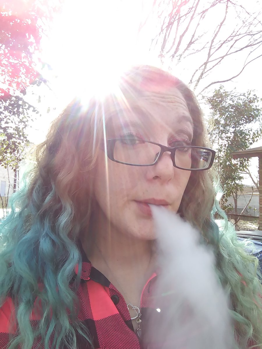 superboxx420's tweet photo. I just became a Brand Ambassador for https://t.co/kJeq3Fpknr. If you’re interested in earning eJuice, prizes and more, apply now! https://t.co/krd1LM086t