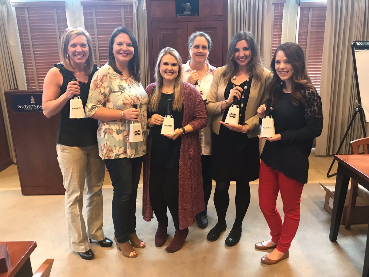 I'm so grateful to be able to work with such wonderful people <a href="/PHITHETAKAPPA/">Phi Theta Kappa Honor Society</a>. We appreciate all the work you do! Glad they can be apart of our MSU tradition of receiving their 1st cowbell from <a href="/MSStateAdmit/">Mississippi State Admissions</a> #IAMPTK #WeRingTrue #hailstate #VisitMSU
