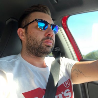 Igna17's tweet photo. #NuevaFotoDePerfil https://t.co/5x0JABTzNP