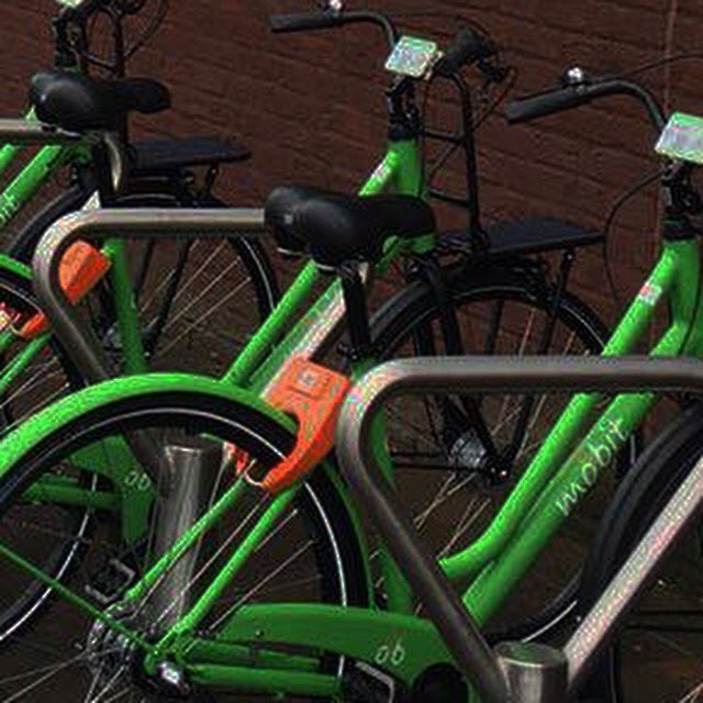 Mobitbike's tweet photo. Vervoer nodig na een romantisch dineetje? Al eens aan #mobit fietsdelen gedacht? ...#happyvalentine #keepitsafe #trytheapp ❤️ https://t.co/B0BCFxP1cm