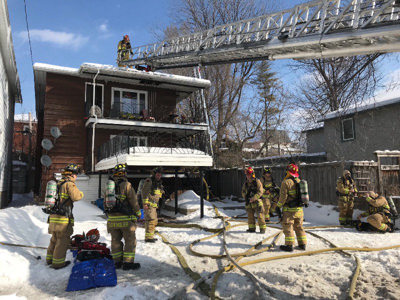 Vanier fire leaves four people displaced bit.ly/2HcIzHk https://t.co/btBPoyxXDz