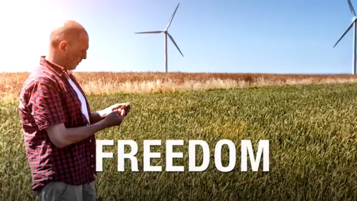 RenewUSAJobs's tweet photo. Why do we ❤️ clean energy? Because renewables create good American jobs, clean air, cheap power, freedom & security: https://t.co/zLQjPGTzel #iHeartCleanEnergy #ValentinesDay #HappyValentines #HappyValentinesDay #ValentinesDay2018 #Valentines2018 #CleanEnergy #Renewables https://t.co/npdY1yuP31