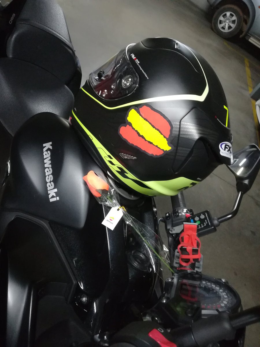 itoroig's tweet image. Enamorado de la motos... #BoxRepsol #z650 #Kawasaki 😘