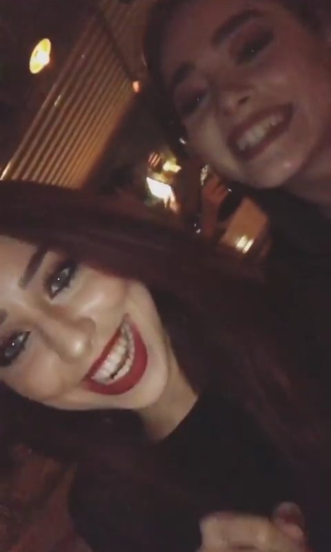 simay_barlass's tweet photo. Yaaa 😍😍🔥 @simaybarlass @zeynepalkan98 #simzey #simaybarlas https://t.co/tXdzuXCL3X