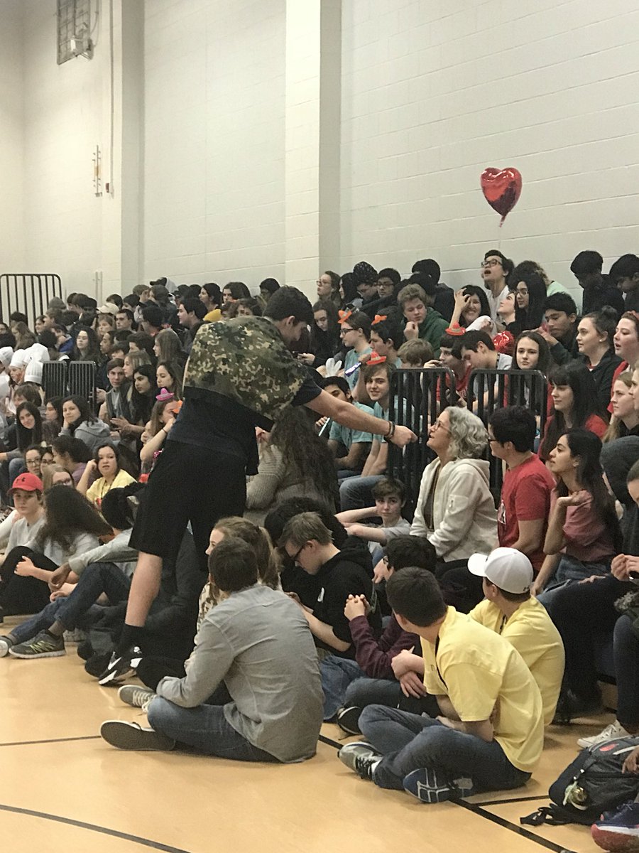 MsRaheelaShaikh's tweet photo. Snacker Challenge was AWESOME!!! @NewTechCoppell has the most amazing learners, Facilitators, and support staff ever!!! Not to mention pretty spectacular judges ๐ #NTHC10 #Snacker18 https://t.co/9qnb2tDjae