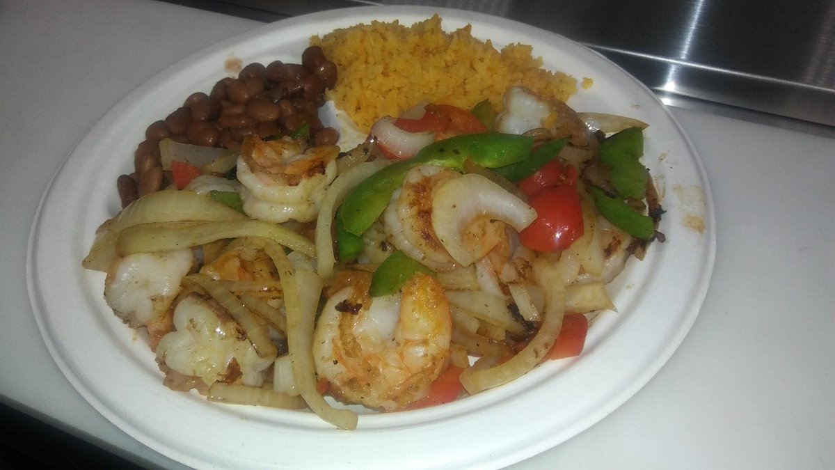 Shrimp fajitas plate