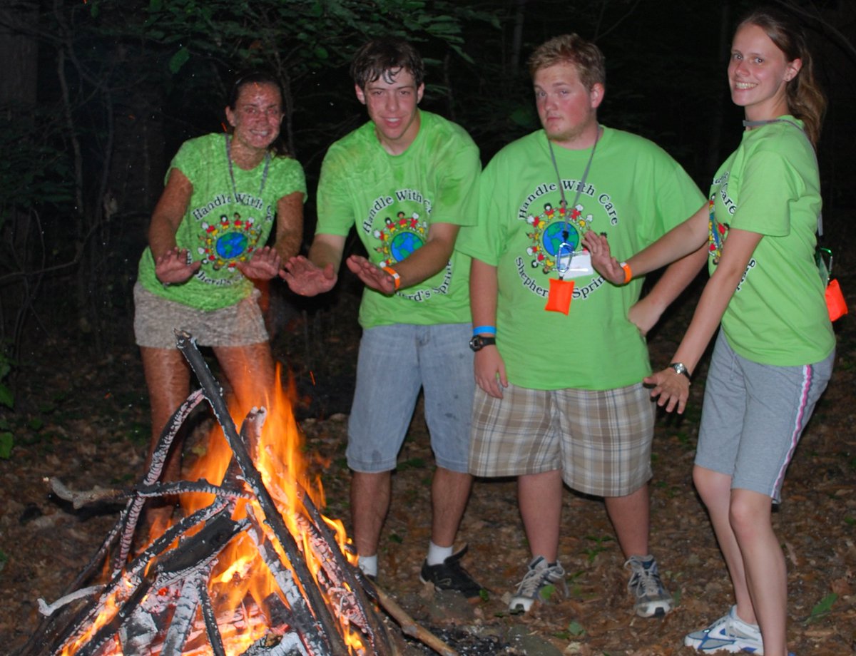 ShepherdSpring's tweet photo. Sign up for camp 2018 during February to receive a free solar-powered flashlight!  https://t.co/McCQnUXDTt https://t.co/I9K8Xyosme