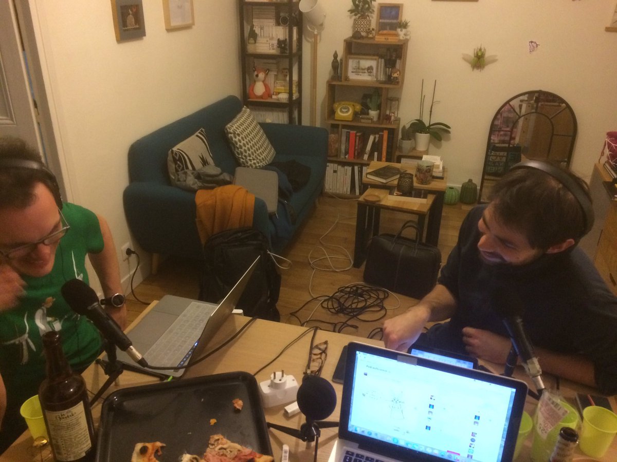 podcastscience's tweet photo. #ps330 en plein déroulé depuis chez @ClaireuhJosse https://t.co/dzEmATDjJk