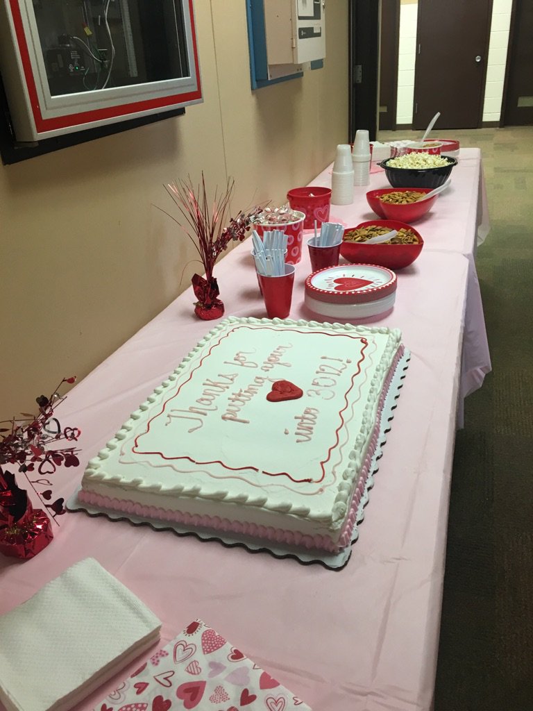 Just a little repast to show love to the BEST STAFF EVER!! Happy Valentine's Day everyone! 😁❤ #3012-N-Park @jenconner1219