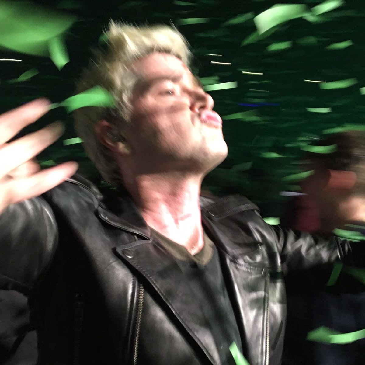 fairycakejayne's tweet image. Painting the town green in Liverpool @thescript @TheScript_Danny #FreedomChildTour