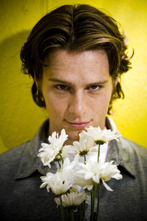 kiiingeorge's tweet photo. Since I’m single this year, I’ve decided that you’re ALL my Valentines. Please enjoy these lilies and this picture from my weird serial killer phase
❤️, Georgie https://t.co/Pc0i1BHxDW