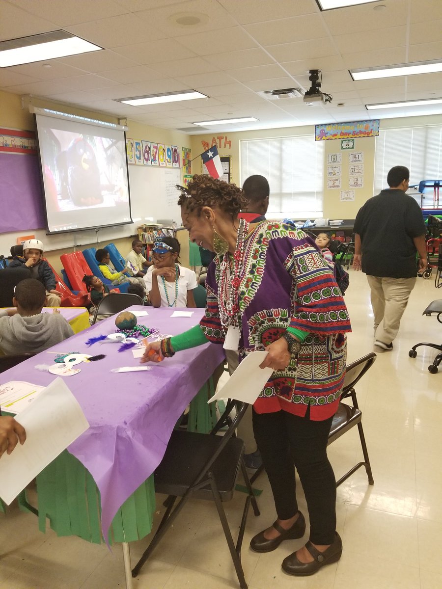Thompsonhisd's tweet image. FAT TUESDAY Celebration
#paradefloat
@Thompsonhisd