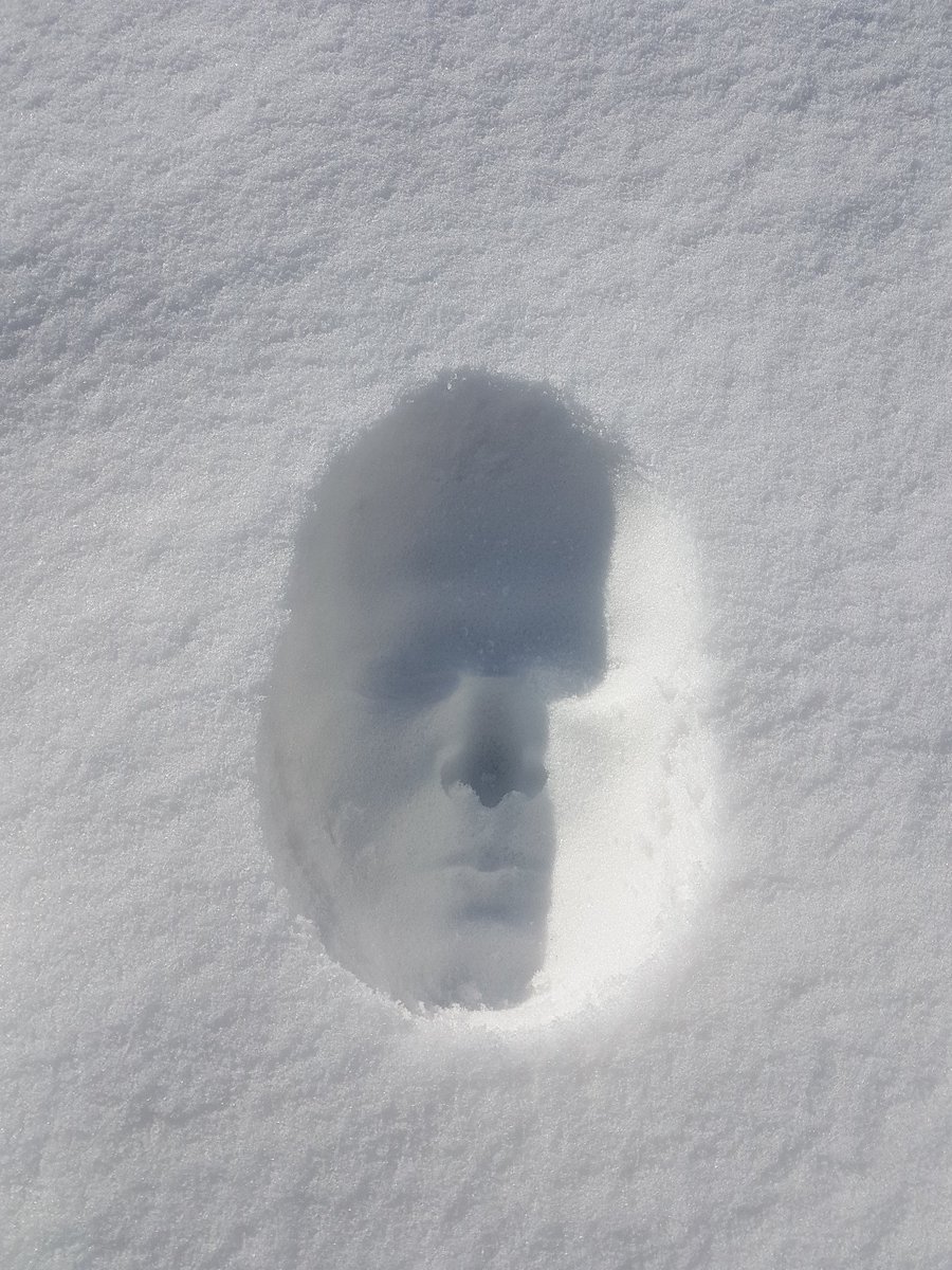 yashellcomplex's tweet image. نقش خاطره می زند این برف #کندوان  😁