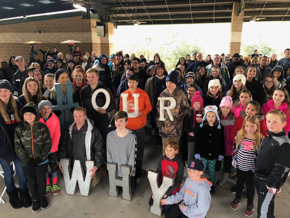 KariEspin's tweet photo. Huge #ThankYou to @espinrichard1 for capturing the moments of 1st ever #destinationPD on #periscope &amp; making the @GooseChase game for Ts &amp; Ss @CamParkZoo So thankful to have an amazing husband that supports #MyWhy #ourWHY #LetsMakeItHappenEDU @edcampHOT Follow him &amp; #retweet! https://t.co/6EmQK0YN9k