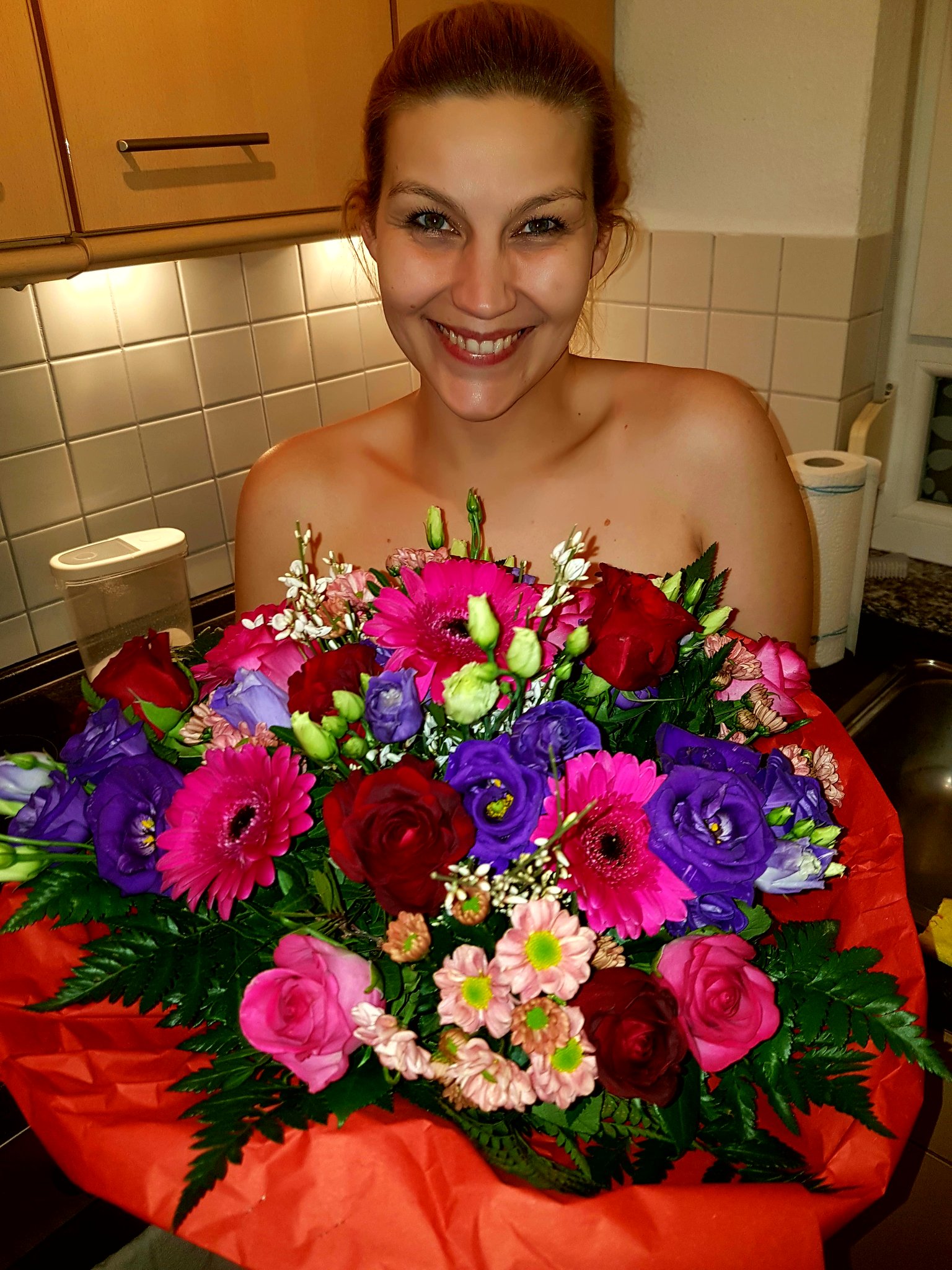 Ich danke für die vielen lieben Grüße heute!💖Hattet ihr auch einen schönen Valentinstag? https://t.co/soSYNIoOb8