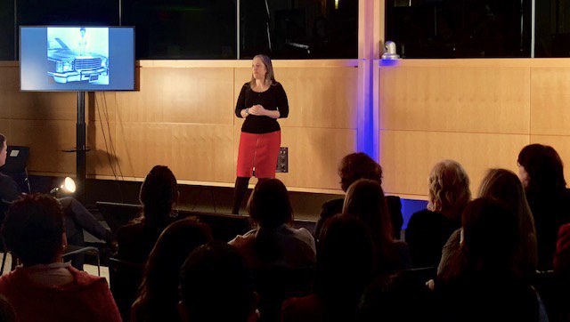 JulieTKatzman's tweet photo. TIME IS REALLY UP The world isn't just about #PrettyWomen anymore but about the power of women with #thepowerofthepurse #EquidadTotal @The_IDB @BID_Igualdad https://t.co/eLY80doiA3