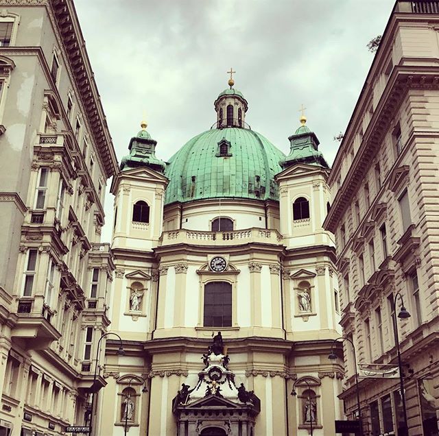 RT <a href="/ContikiCanada/">Contiki</a>: It's all about the architecture in Vienna 👌 
📷 chancetocaptivate 
📍 Austria #contiki