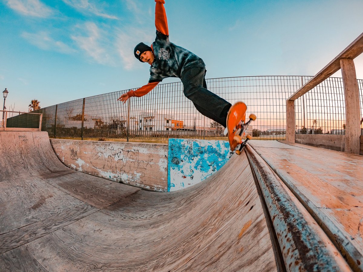 SunHer0es-Domenico Casa di Bari tweet media