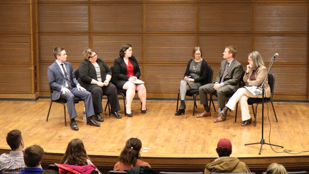 UDStudentAdv's tweet image. HAPPY VALENTINE’S DAY—

An enormous thank you goes out to everyone that made it to our panel last night!

Great dialogue with FIRE, Debra Monk, Amy Zavadil, and Bill Fischer about student conduct and policy, along with moderator Laura Hume

Keep an eye out for future events!☘️