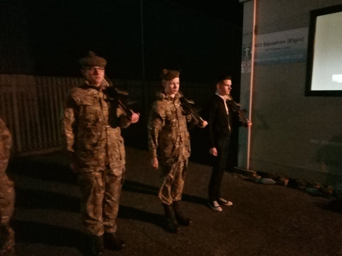 PRO1hldrsacf's tweet photo. Outside this evening with the #Elgin 2* Cadets for some #RifleDrill for both halfs - planning their 2* #Drill & #Turnout test next month. Plenty of practice between now and then #ACFAdventures https://t.co/xckLofkmyk