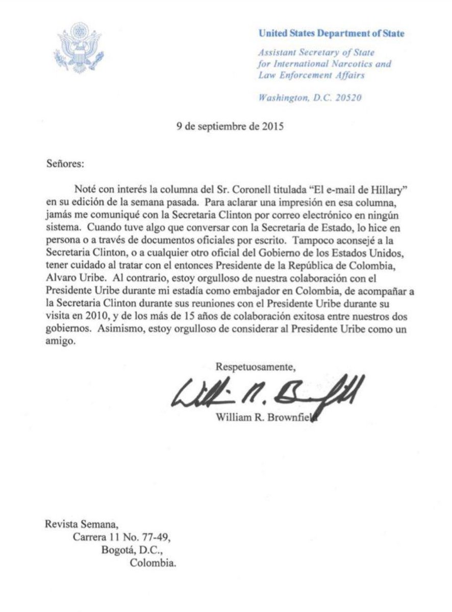 GustavoRugeles's tweet photo. No es la primera vez que @DCoronell miente, tergiversa a sus fuentes y hace foto montajes. Es el vivo retrato de las #FakeNews y del periodismo como guillotina política. Un vil mercenario de la 'opinión'. https://t.co/OqUljYNsf5