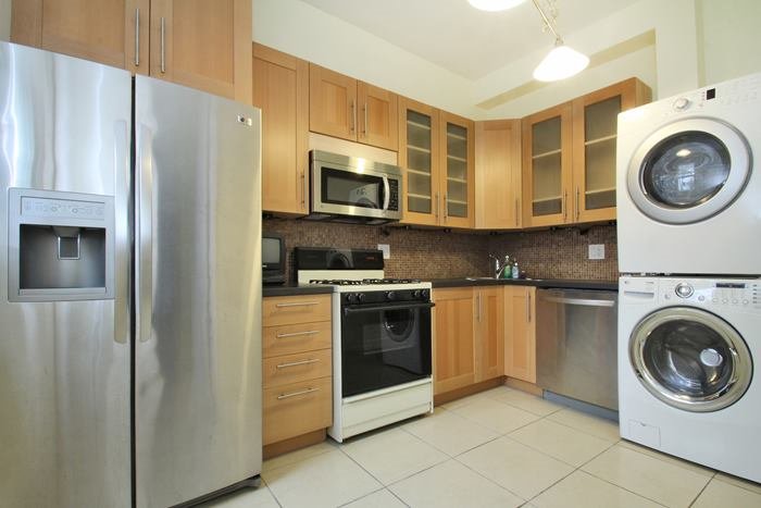 JCityRealty's tweet photo. Just Listed! Gorgeous Over sized 3 Bedroom Home in the Heights! https://t.co/AYolXb7N3C https://t.co/Ie40wZKHls
