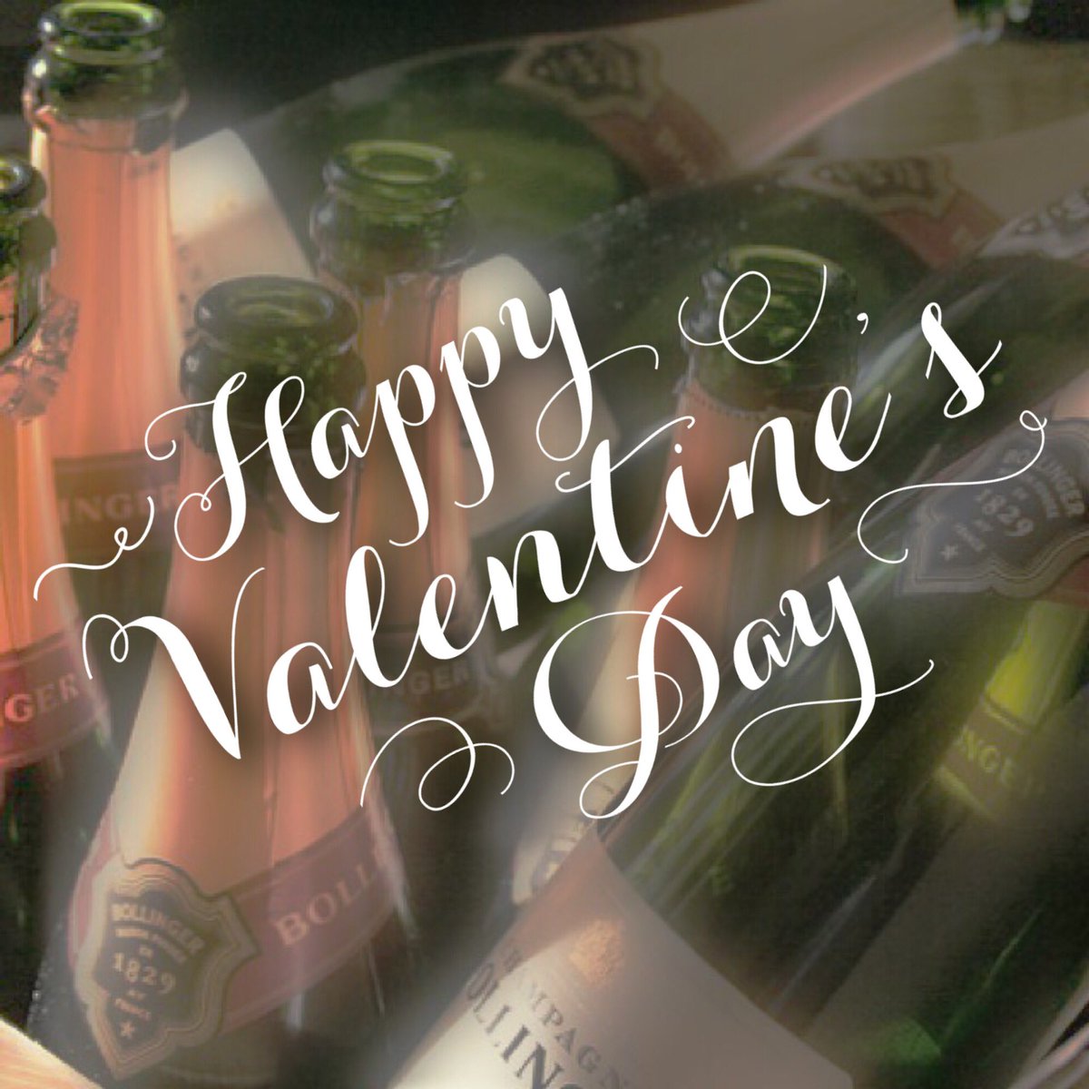 FizzInSac's tweet photo. We hope everyone is having a Happy Valentine’s Day filled with endless amounts of #Fizz! Stay tuned for an announcement at 9am tomorrow! #FizzInSac #Sacramento #Champagne https://t.co/tweTrLbGc1