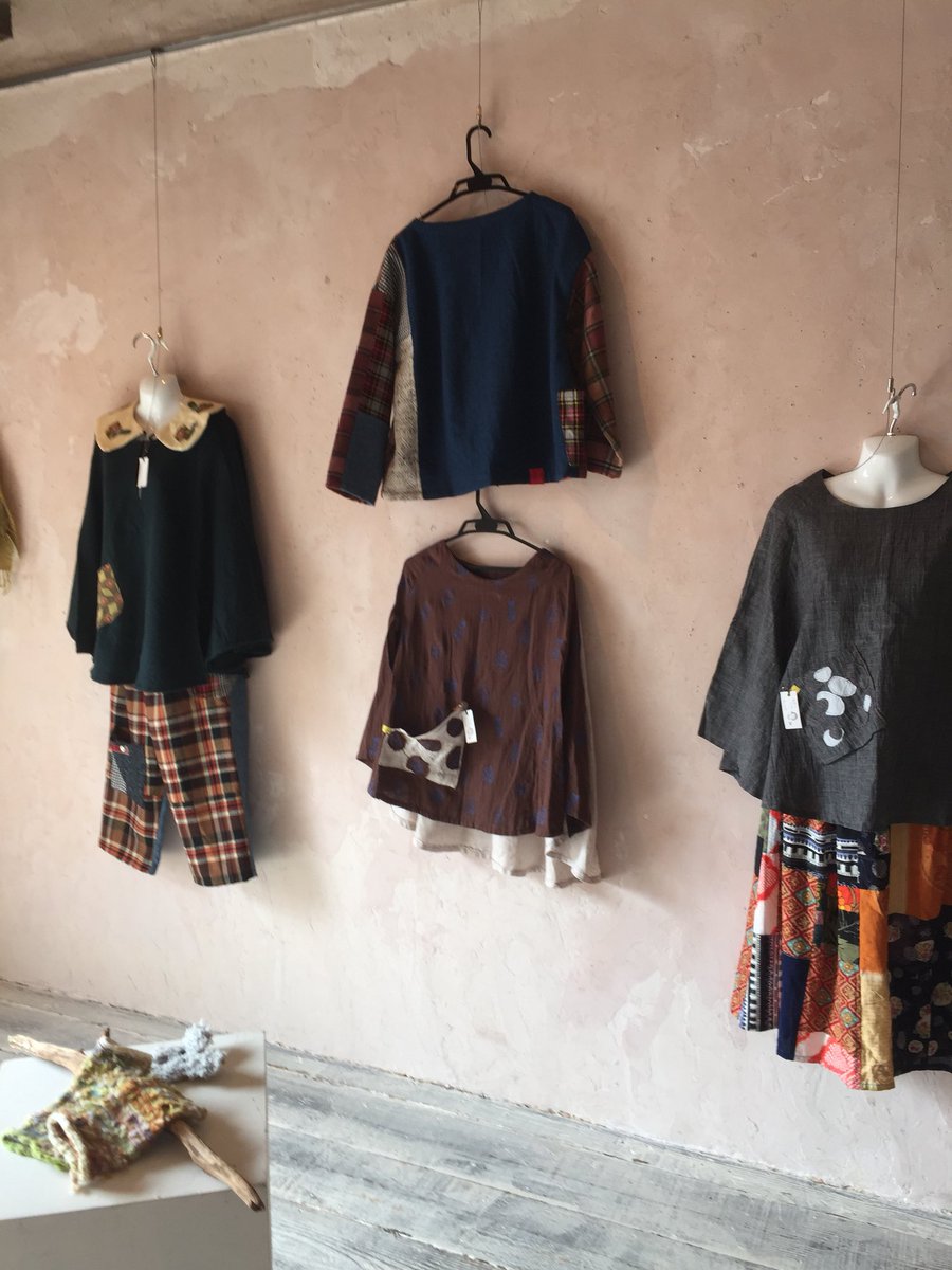 ten061's tweet photo. 箕面のミカリギャラリーにて！ https://t.co/sK5q7RaDEd