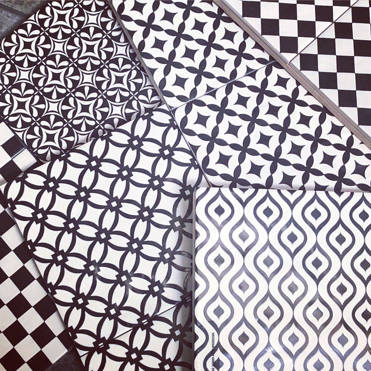 ⚫️◼️ Black &amp; White ◼️⚫️ #DuarteTile #DuarteCommunity #Bradbury #Monrovia #Arcadia