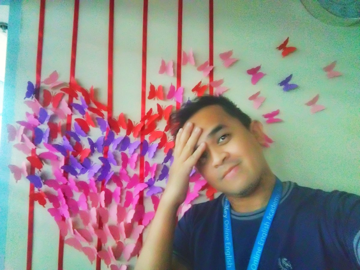 lhenryceniza's tweet photo. It's better late than never. Happy Valentine's! #sunshine #butterflies #HRhour #hrnotes #winningatwinkey #henrytweets #cebu #cebuano https://t.co/grWbUNYaoA