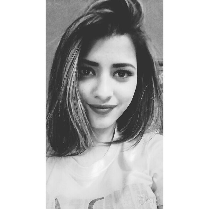 Yesemi18's tweet image. 😋😋