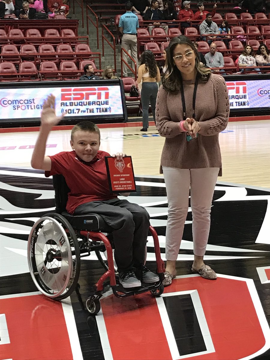 ESPN1017theteam's tweet photo. Our man, @austindenton_7 representing The TEAM well at the #USUvsUNM pregame festivities tonight. #Lobos https://t.co/cZcP95TNuT