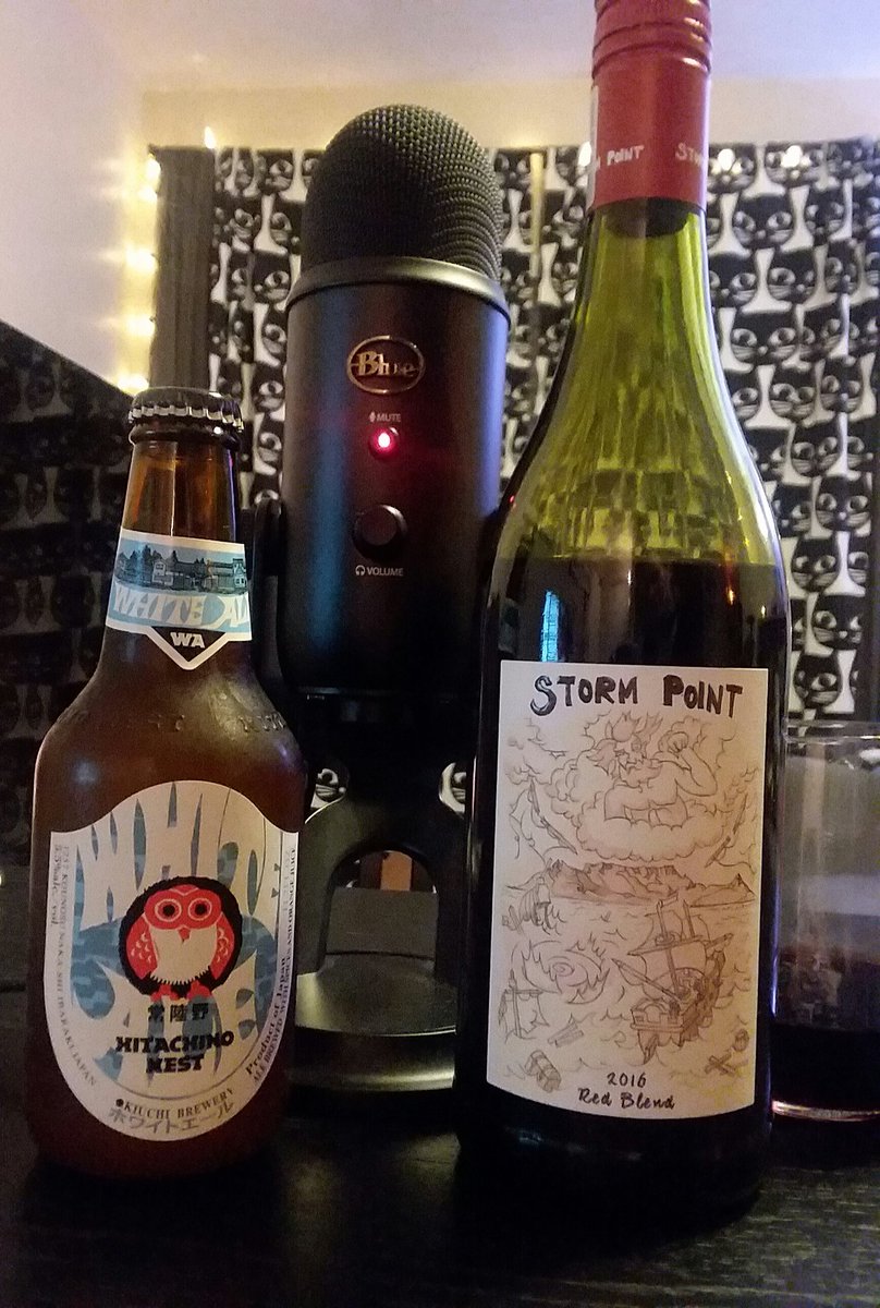 CarbonCopyDani's tweet image. Recording another fabulous episode of #scheduledforonefall with a perfect alcohol pairing which will be discussed... Tune in my friends #stormpoint #hitachinonest #wineandwrestling @_PatrickPryor @valcapone @BlackMarketIvan @SFOFPodcast