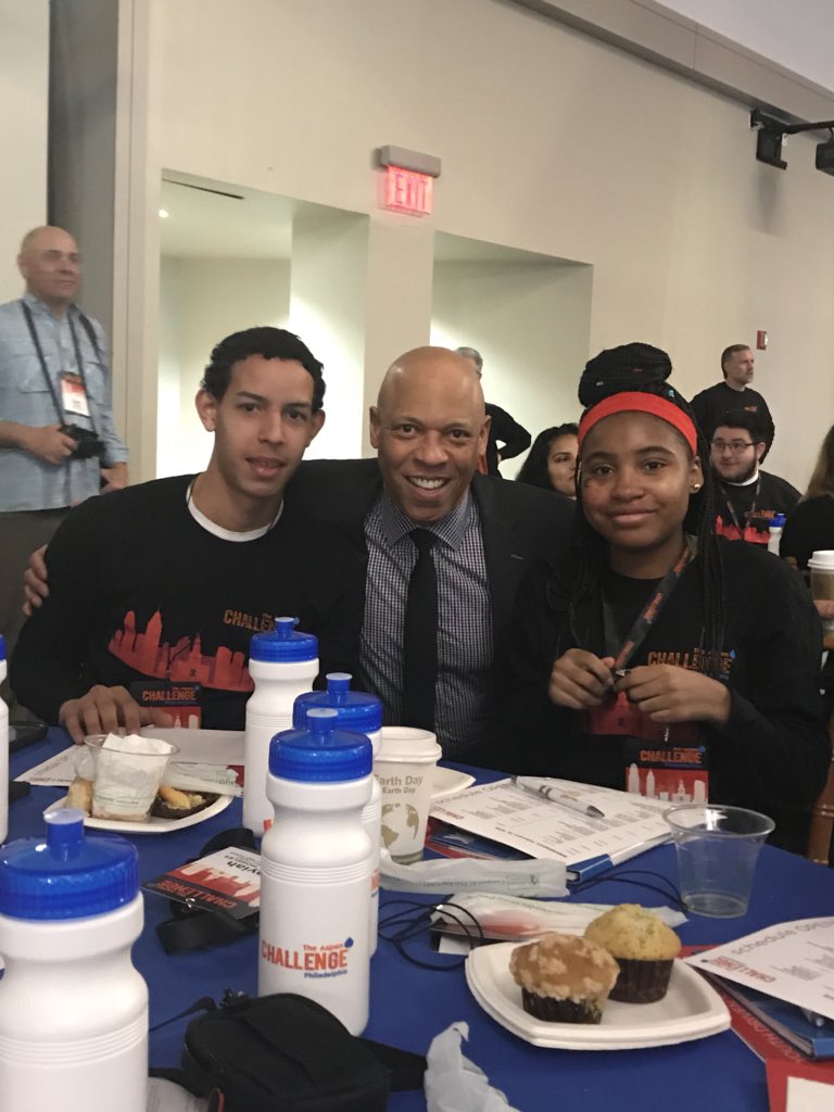 Toni Damon tweet media