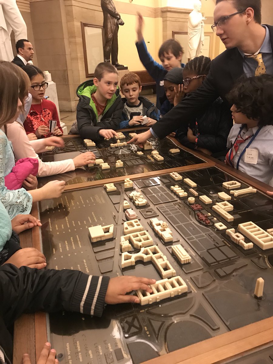 talesofmsdilley's tweet photo. Toured the Capitol while Congress was in session, talk about democracy in action, and got to talk to @rosadelauro about issues concerning us?! Iโd say it was a pretty stellar day for 3rd grade!Thanks for hosting us @rosadelauro, we had a blast! @HearstPrincipal #futurelawmakers https://t.co/oYKwQrI4Sr