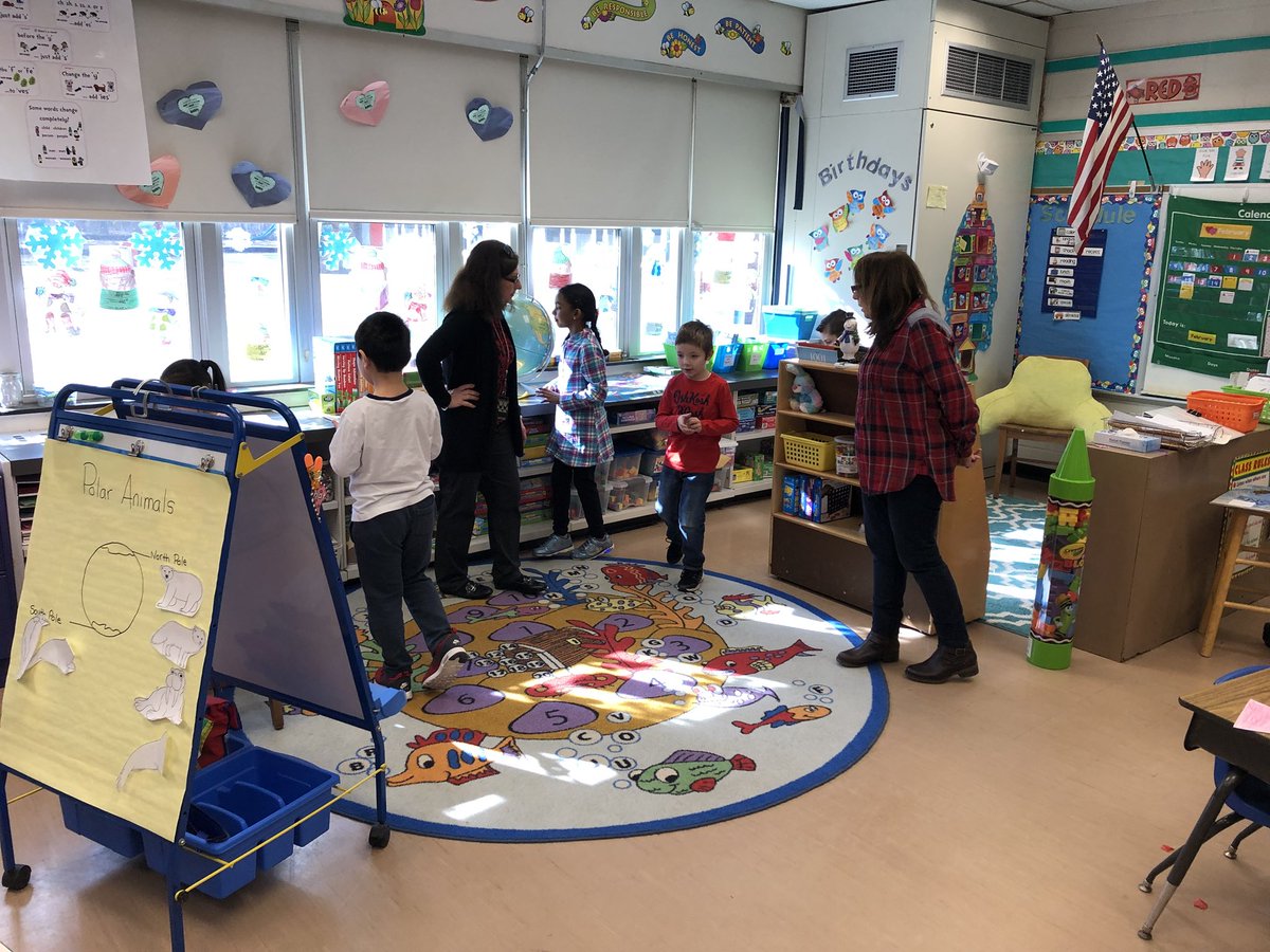 jennifer castelo tweet media