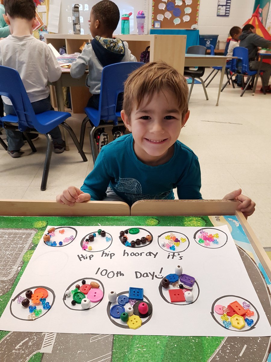 TDMcGeeOCSB's tweet photo. We can use different manipulatives to make groups of 10. These groups all have 10 even though there are different objects and different sizes in each circle. #numberconservation #ocsbLOVESmath #ocsbMath https://t.co/5IjOPfFstz