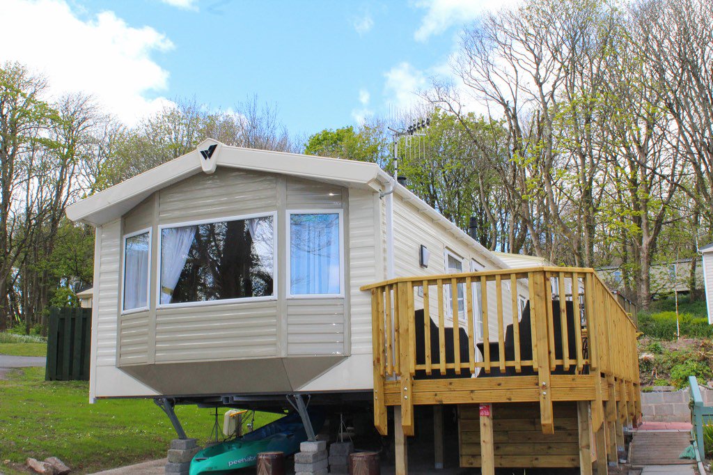 lydstephire's tweet photo. 2018 availability released all school holiday dates available! #tenby #schoolholidays 
https://t.co/sTVlbr911c https://t.co/3J3XJsIvhR